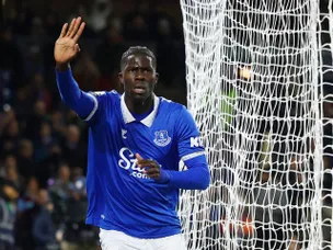 Man City vs. Everton injury, suspension list, predicted XIs