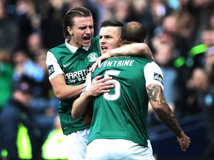 Lennon: 'Stokes has not been to Hibs'