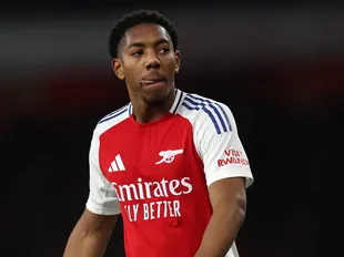 Man United should view Lewis-Skelly as a left-back rather than a central midfielder