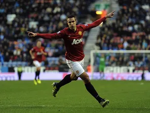 Ferguson confirms RVP's fit to play