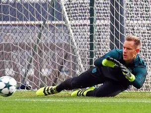 Digne: 'Ter Stegen best in the world'