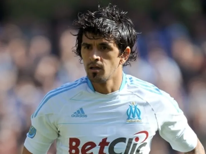 Agent: 'Lucho Gonzalez wants move'