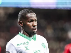 Wrexham to battle Championship rivals for Ligue 2 attacker?