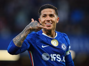 To the wire: Spurs set for nervy final day as Stamford Bridge woes continue
