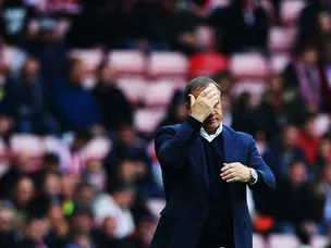 Advocaat refuses to clarify position