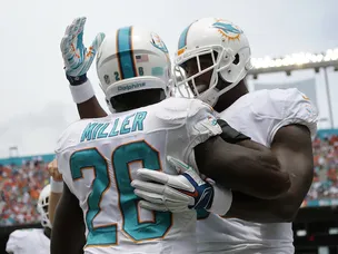 Dolphins rally to defeat Jets
