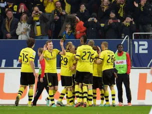 Lewandowski scores twice in Dortmund win