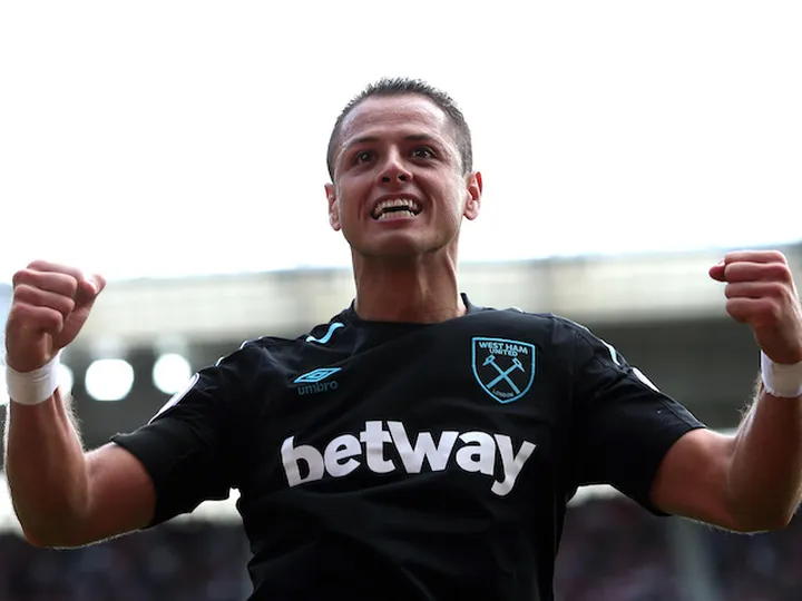 Hernandez earns Hammers point at Chelsea