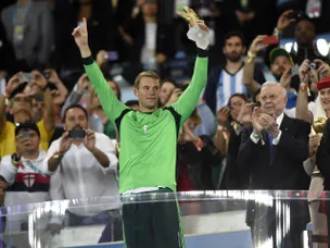 Which goalkeepers have won the World Cup Golden Glove award?
