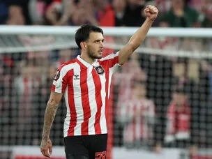 'Just the beginning' - Sunderland star signs bumper five-year deal