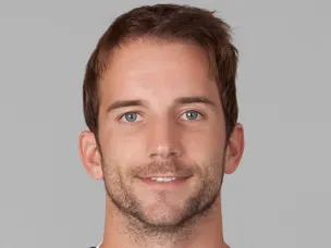 Fire prevail in five-goal thriller