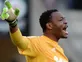 Mandanda signs three-year deal with Palace