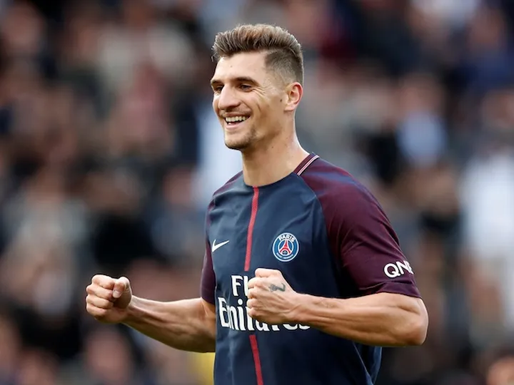 Report: Meunier seeking talks with PSG