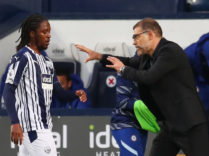 Slaven Bilic challenges Romaine Sawyers to rediscover best form