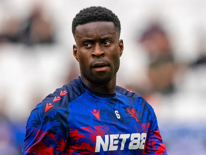 Chelsea 'make decision' on Guehi approach amid defensive issues