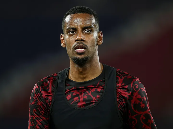 Shocking Isak and stunning Salah stats show Slot got it wrong against PSG