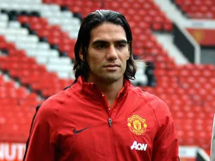 Falcao starts for Man Utd