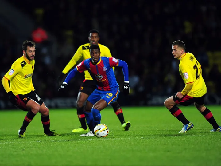 Zaha says sorry to Leeds fans