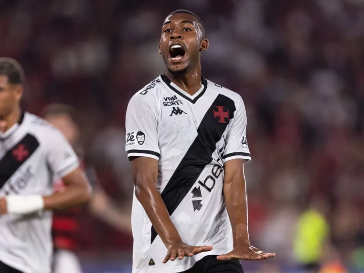Man Utd emerge as 'strong contender' for Chelsea-linked Brazilian starlet