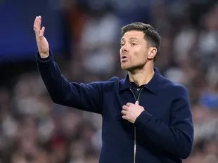 Alonso to Chelsea: Timeline of 'agreement' revealed ahead of FA Cup final