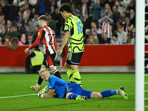 Arteta lauds "exceptional" Ramsdale after EFL Cup heroics