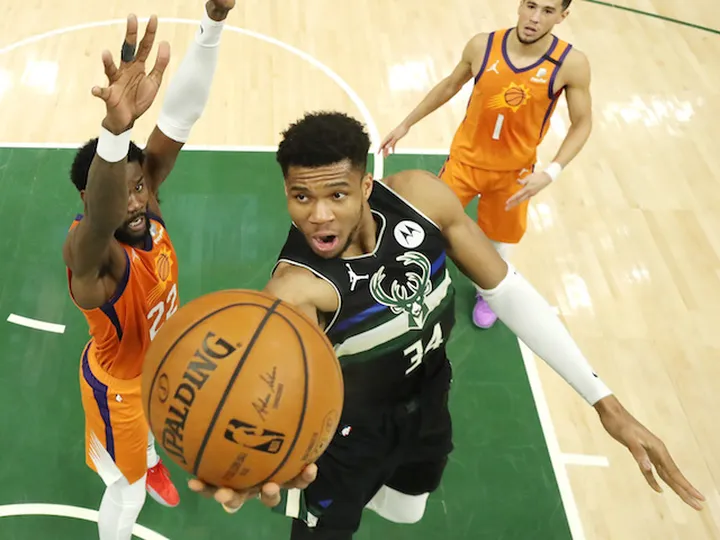Milwaukee Bucks beat Phoenix Suns to win NBA championship