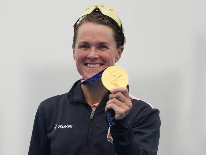 Flora Duffy makes Bermudan history with triathlon gold