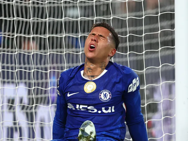 "Devastated": Rosenior gives worrying Chelsea injury update after Man Utd loss