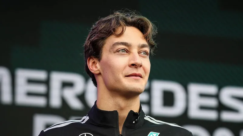 Russell cruises to Australian Grand Prix pole after Verstappen crash