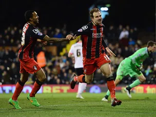 Bournemouth return to top with Fulham rout