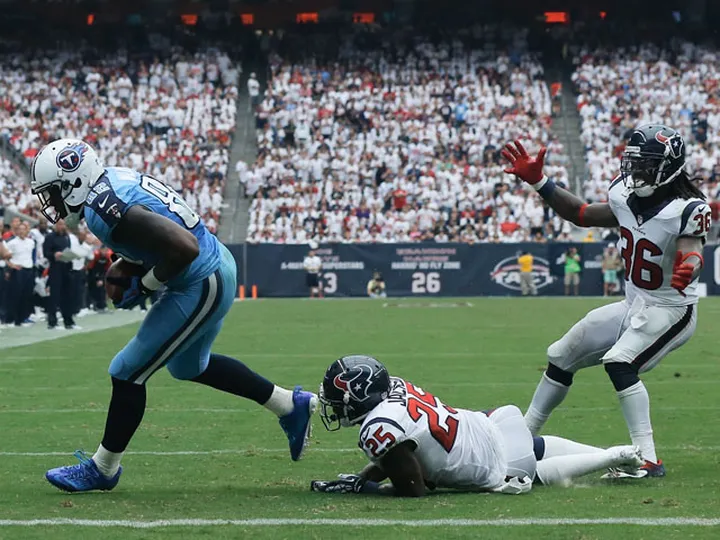 Broncos too good for Titans