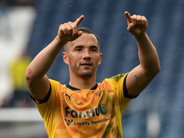 Championship trio in 'transfer battle' for Swansea forward after impressive 2024-25