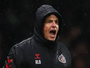 Le Bris decision: Sunderland 'open' to selling two promotion heroes