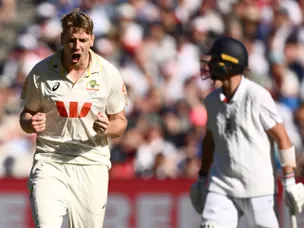 The worst pitch in Ashes history? Australia, England bowled out on first day of Melbourne Test