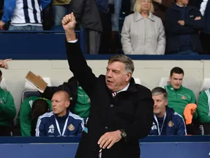 Johnson penalty puts Sunderland in front