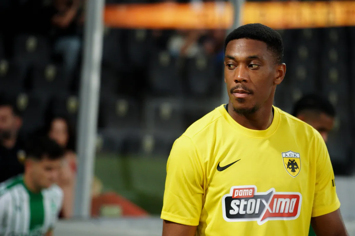 Leeds United transfer news: La Liga club eyes free agent striker following Elland Road rejection?