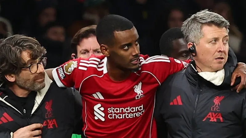 Man City vs. Liverpool injury, suspension list, predicted XIs