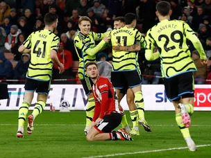 Record-breaking Arsenal hit sorry Sheffield United for six