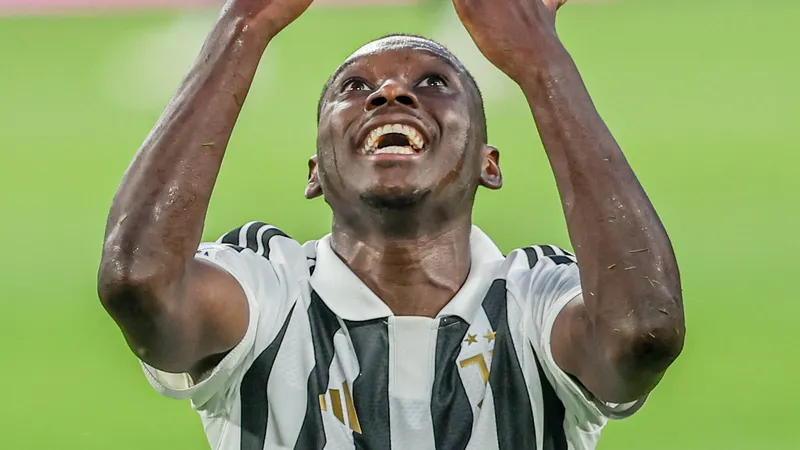 Will Juve snap Lazio's unbeaten start? Sunday's Serie A predictions