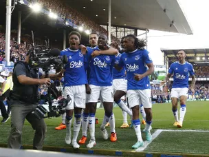 Everton survive on final day courtesy of Doucoure stunner