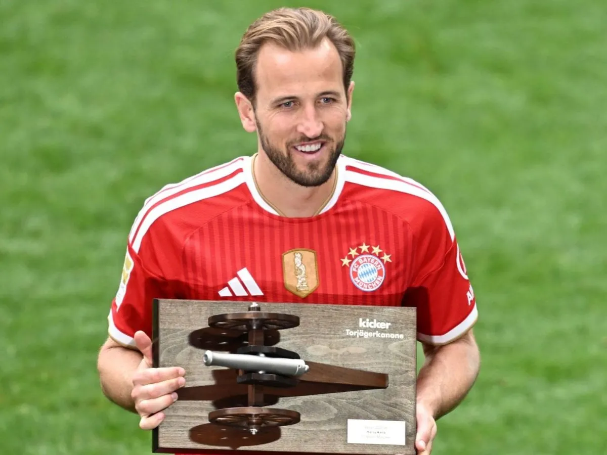 Harry Kane transfer news: Outcome of Bayern Munich contract 'talks' revealed as England striker aims for Ballon d'Or