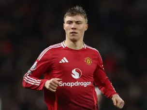 United set 'deadline' to sign Hojlund heir as search for striker continues