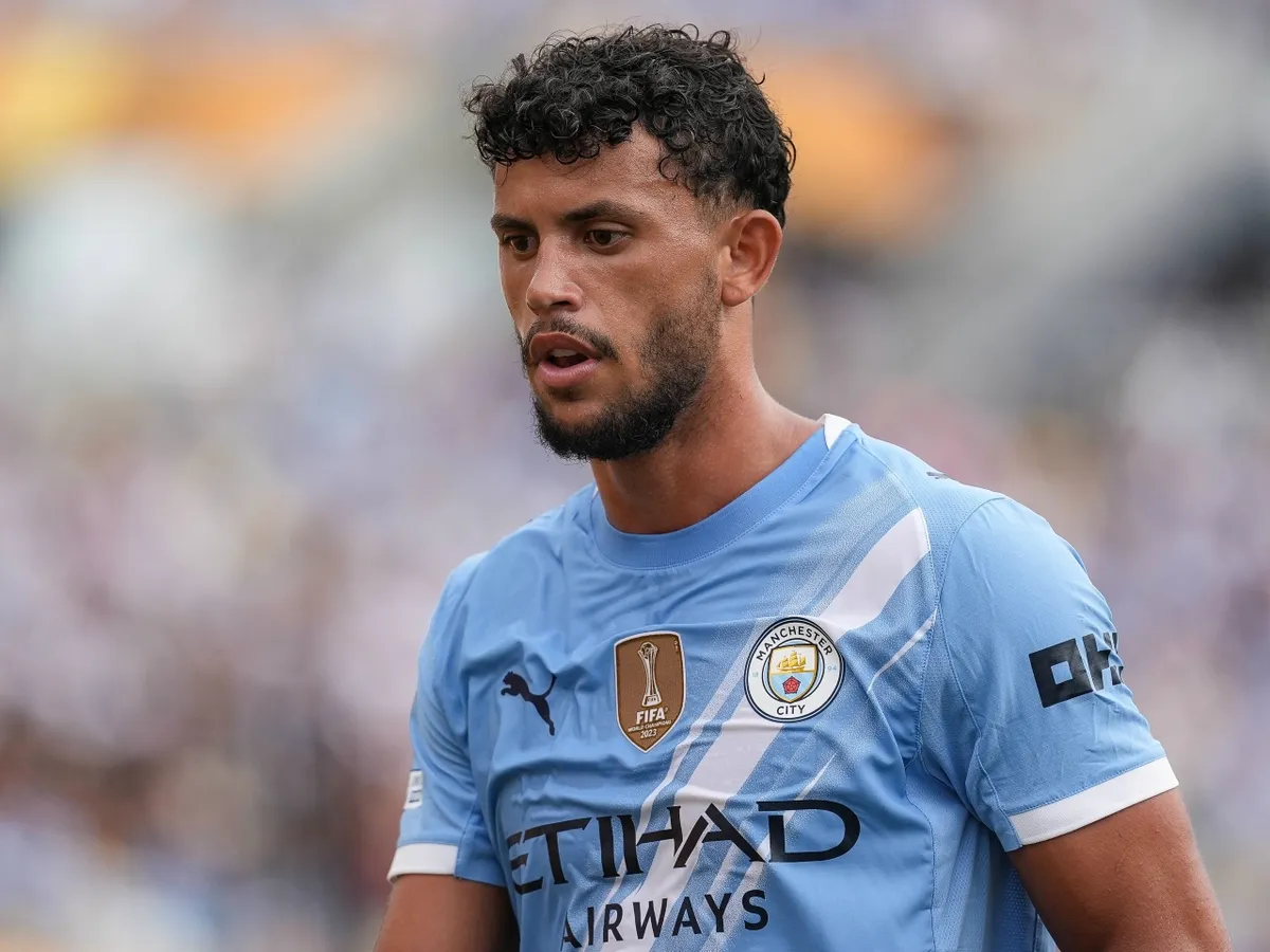 Nunes competition? Man City eyeing 'next Cafu' as right-back solution