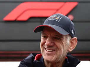 De la Rosa: Newey still at factory at 2am