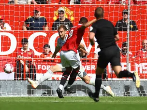 Man United strengthen top-four hopes with win over Wolves