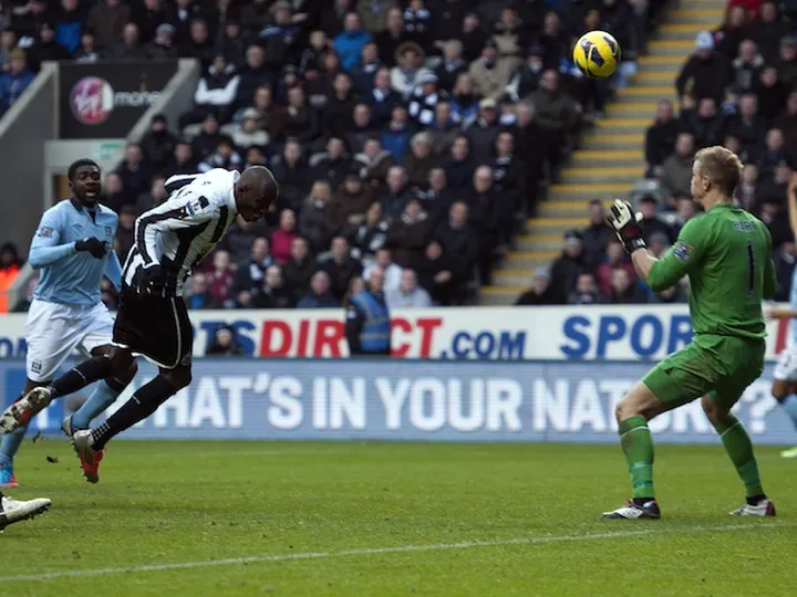 Report: Ba's Chelsea move stalls