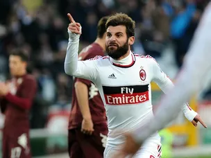 Nocerino dedicates goal to victims of school schooting