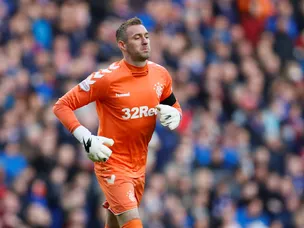 Steven Gerrard lauds "phenomenal" Allan McGregor after Old Firm win