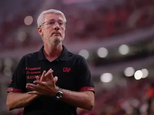 Athletico Paranaense vs Vitoria - prediction, team news, lineups