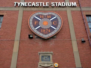 Hearts secure first-leg advantage